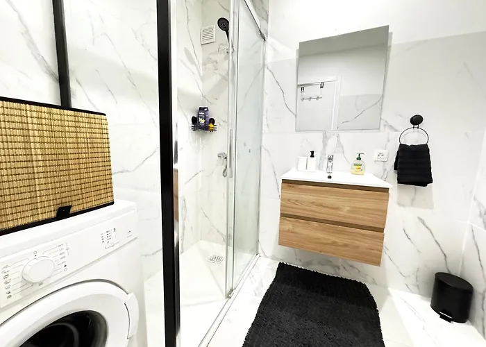 Chaparral Deluxe Pool Oasis